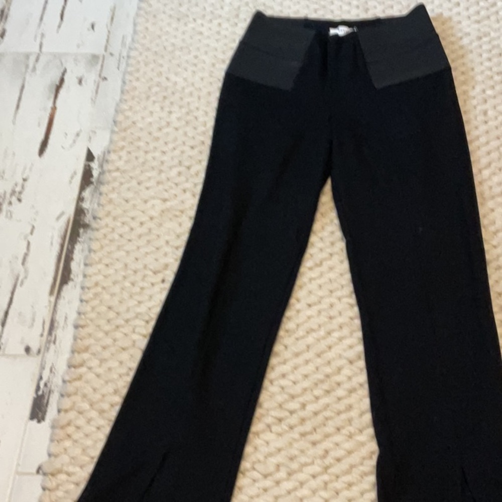 Slimming split hem pants/leggins